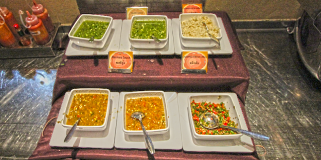 baiyoke sky food